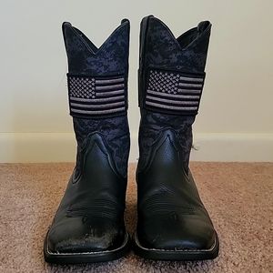 Ariat boots, Men 11, black with American Flag